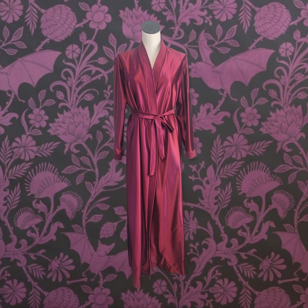 Vintage 70s Rich Red Robe